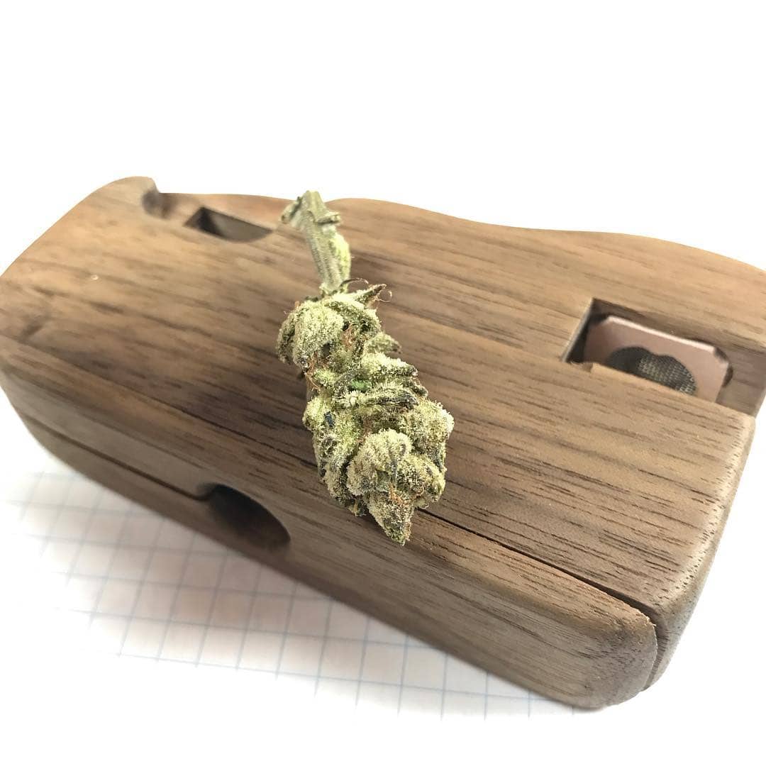 Firewood 5 Review – True On-Demand Convection Dry Herb Vaporizer