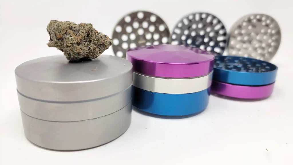 Brilliant Cut Grinders with multiple grinder plates and a nug for review
