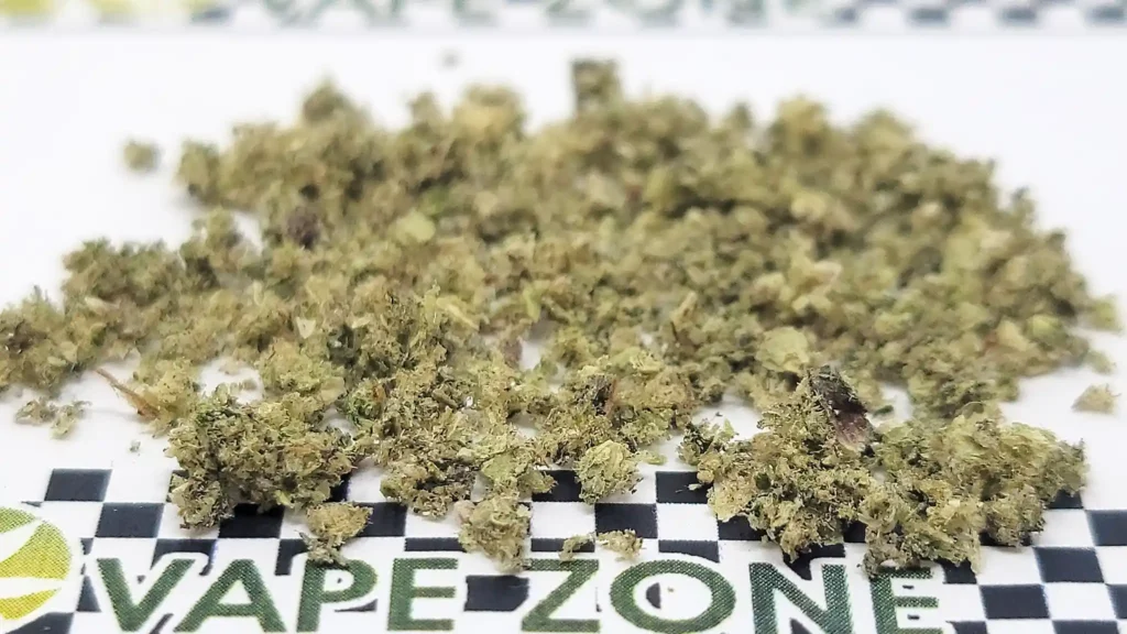 close-up picture of the grind consistency from the Santa Cruz Shredder