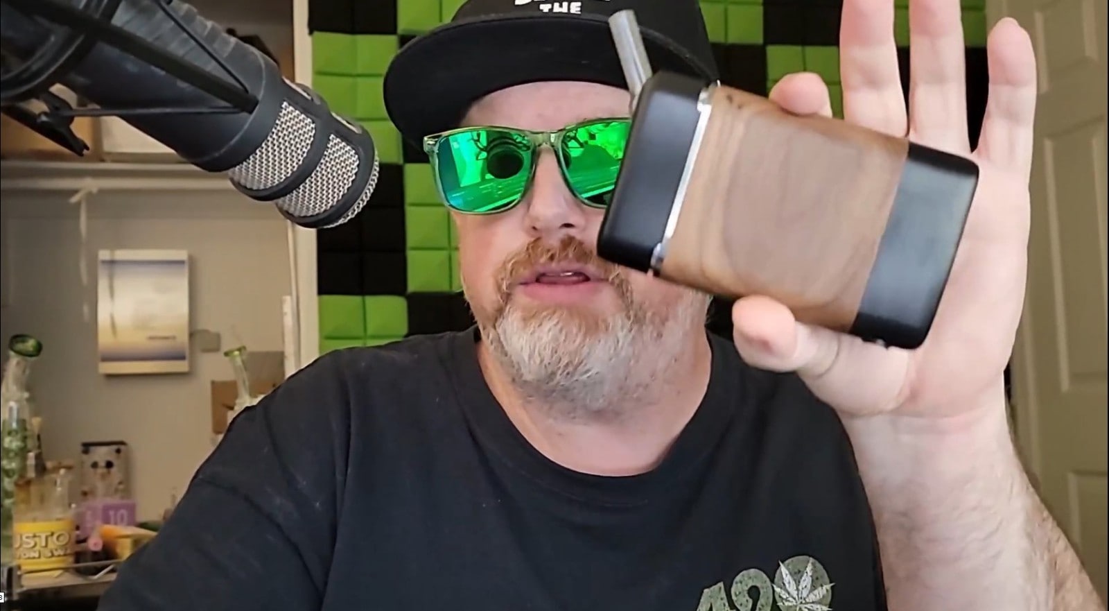 Angus vaporizer - Troy from 420vapezone