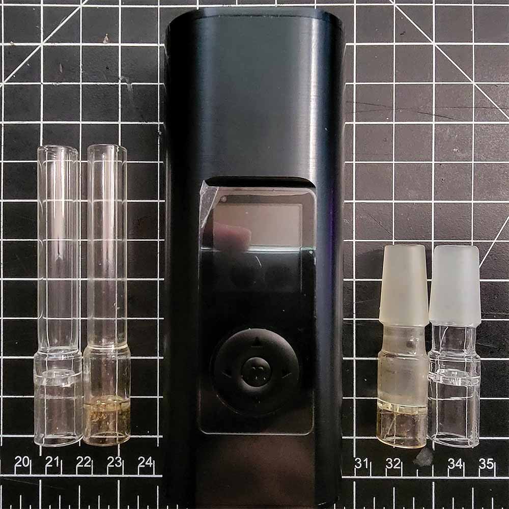 Arizer Solo 3 comes with 2 stems and 2 water pipe adapters