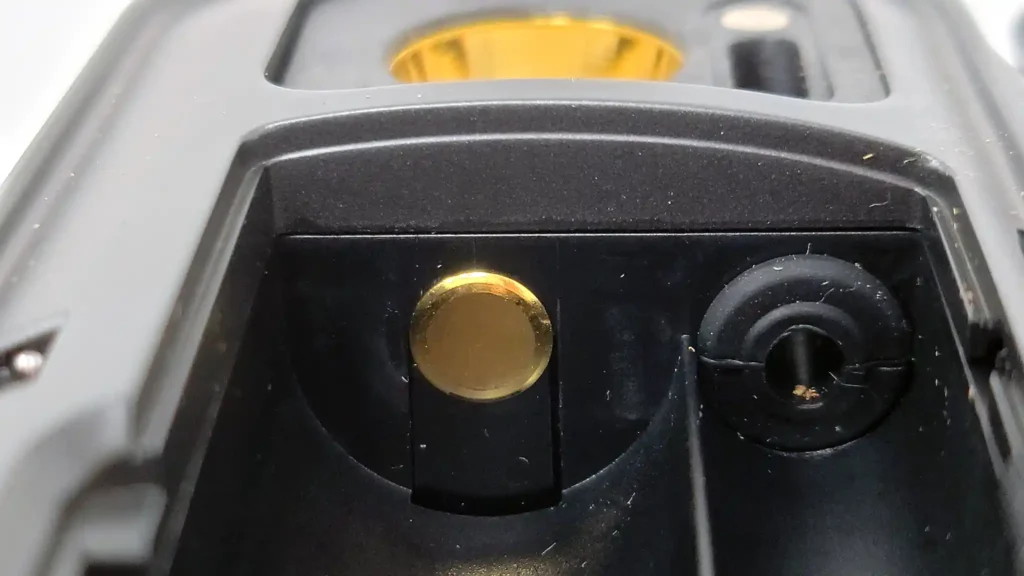 The Airvape Legac Pro V2 has a fully cleanable vapor path