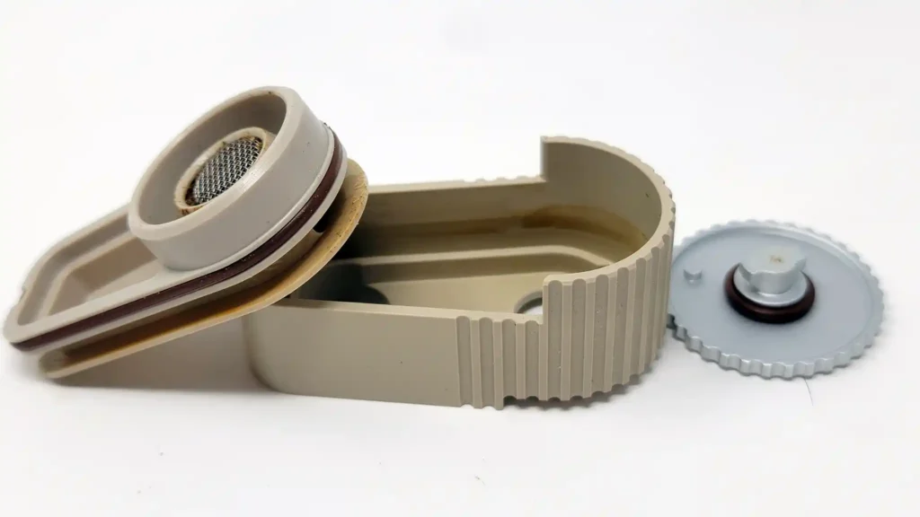 The LimeLight Frolic vaporizer cooling unit comes apart into 3 pieces