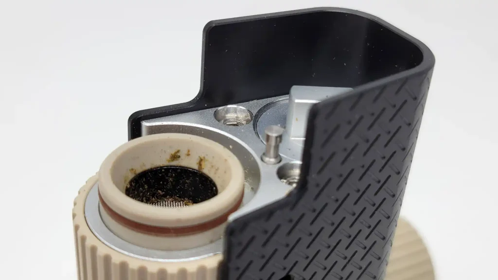 Frolic dry herb vaporizer has an aluminum bowl and a PEEK plastic body