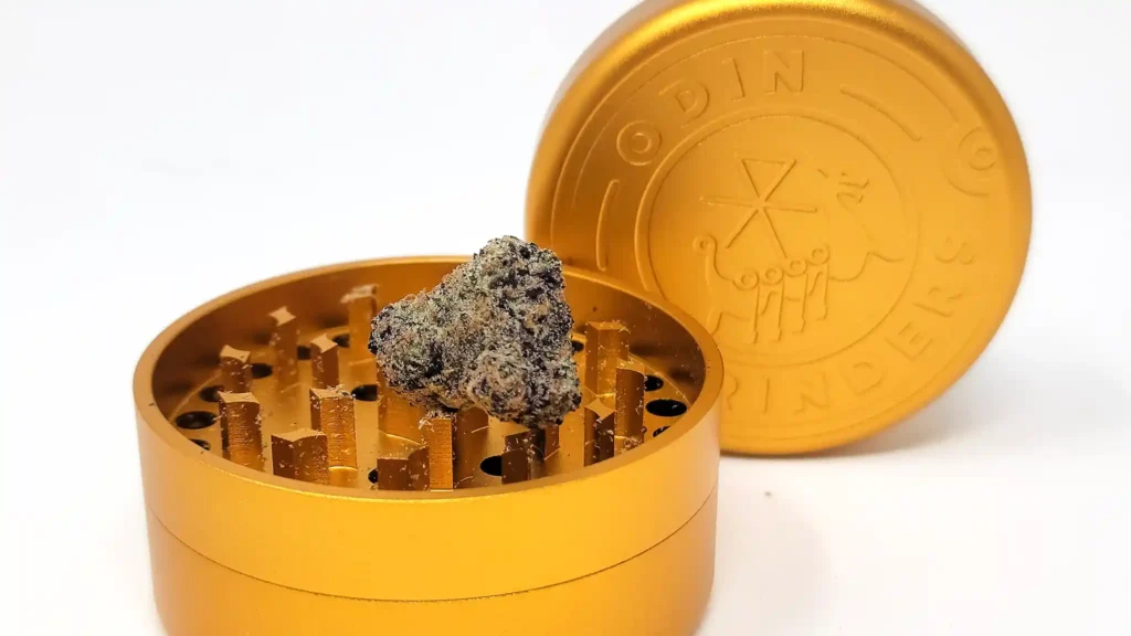 The Odin grinder teeth are sharp enough to quickly shred sticky nugs