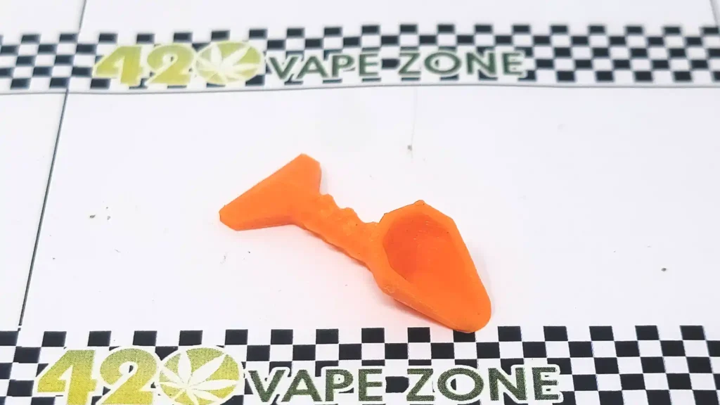 Tiny 3dprinted weed scoop