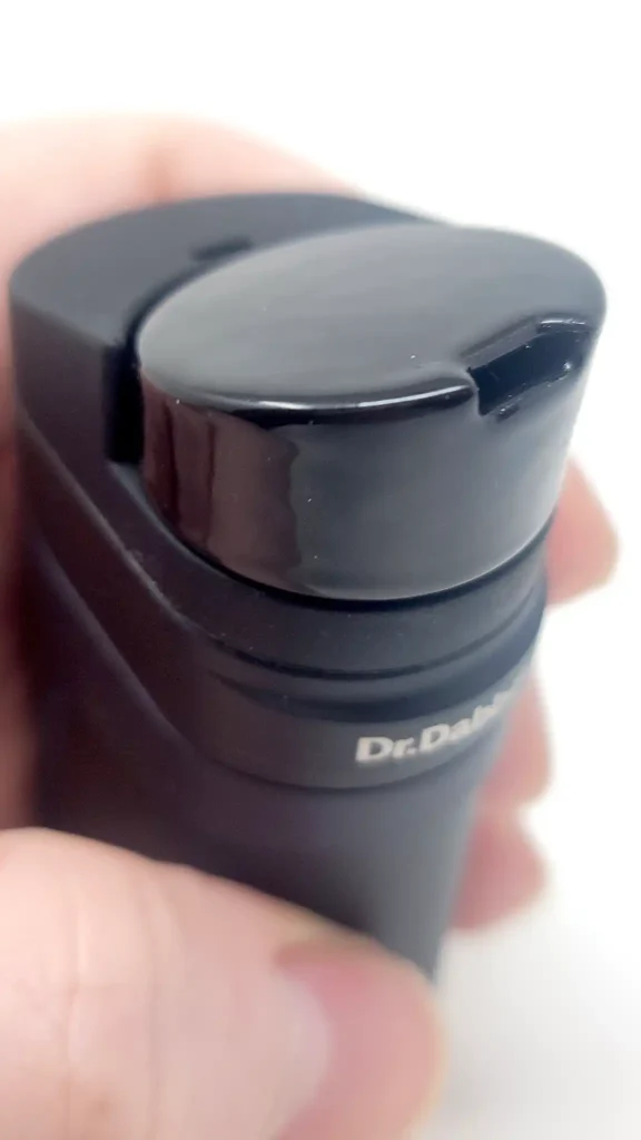 Dr Dabber Ghost 2 Vape Pen has a black ceramic zirconia mouthpiece for pure vapor flavor