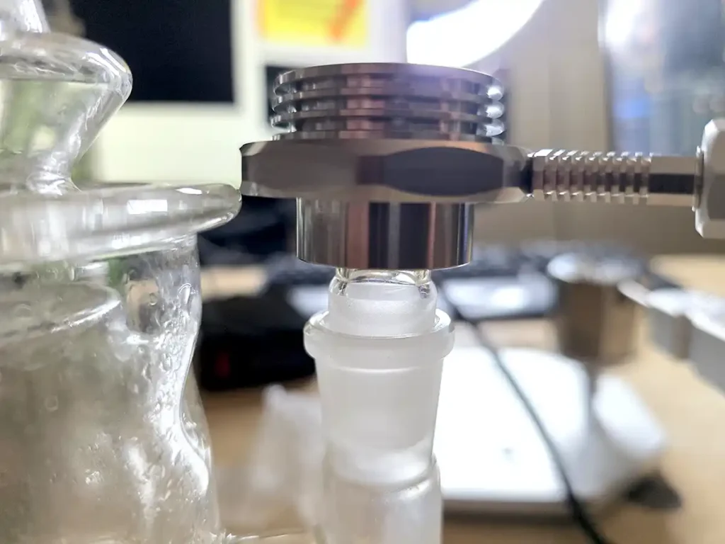 Coma Bowl is so big that it doesn't fit onto the Lighthouse bong by TheDabHut