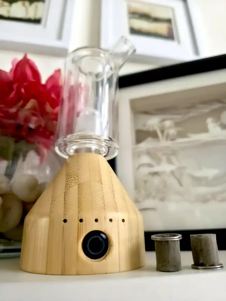 Camouflet Fuji Vaporizer blends into a modern home environment