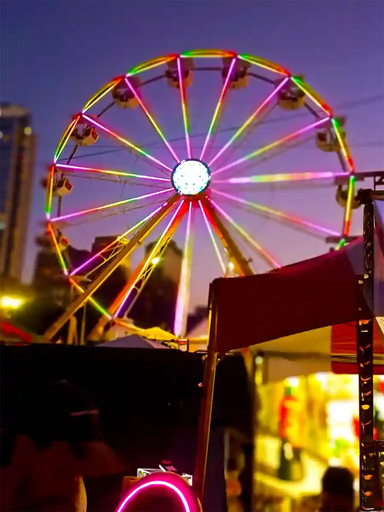 Puffcon 2026 had a Ferris Wheel sponsored by Bear Labs Rosin